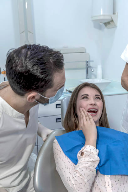 Best Broken or Cracked Tooth Emergency Dentist in Lake Goodwin, WA